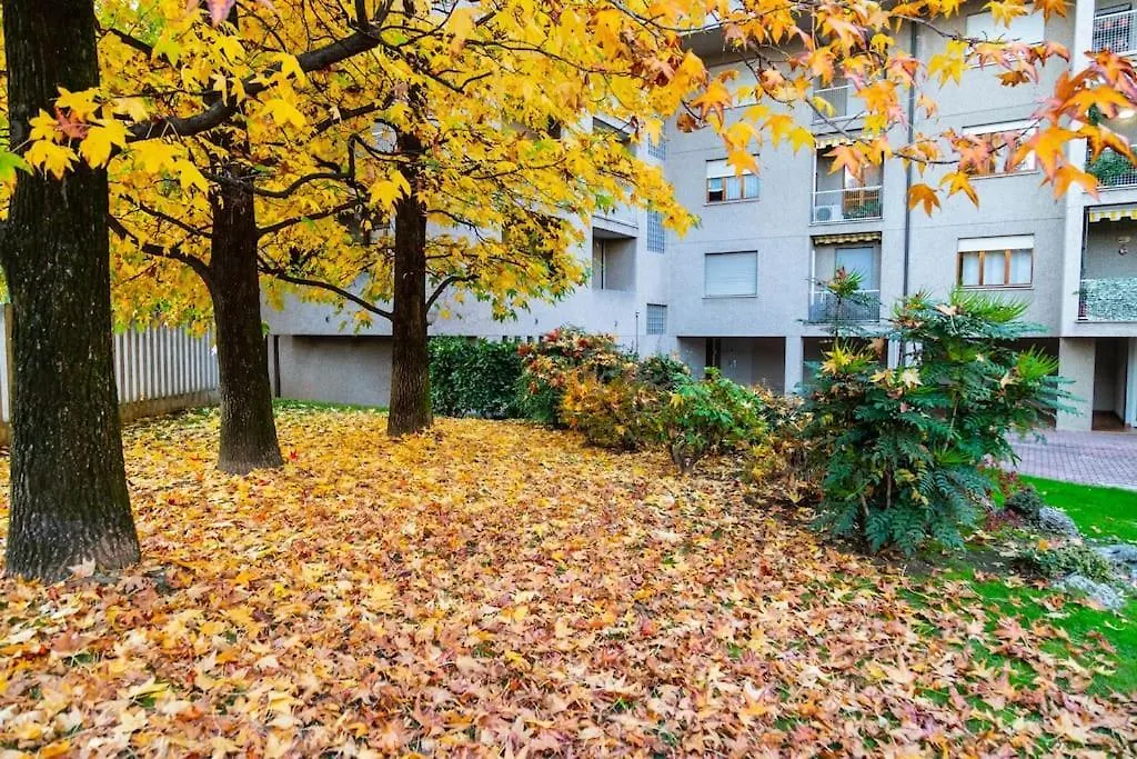 Saremy - Home Sweet Home Paderno Dugnano 0*,  Italie